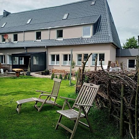 Ferienwohnung-Im-Karolinenkoog-Erholung-Zwischen-Feld-Und-Deich Buitenkant foto