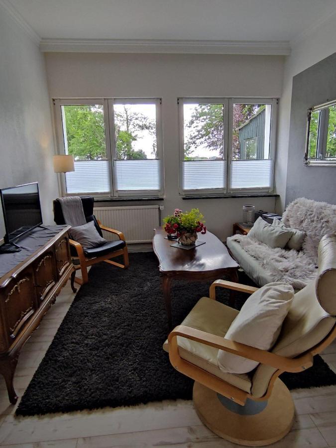 Ferienwohnung-Im-Karolinenkoog-Erholung-Zwischen-Feld-Und-Deich Buitenkant foto